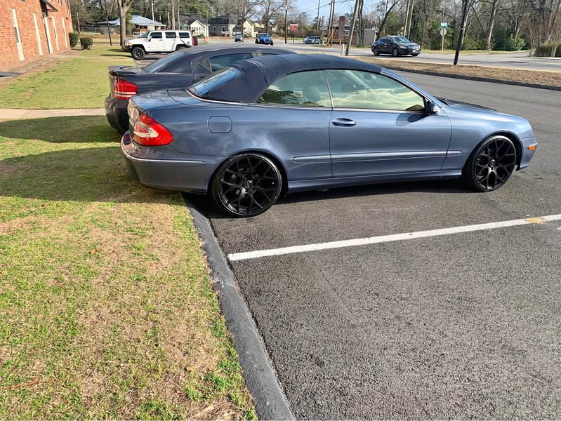 2005 Mercedes-Benz CLK-Class - CLK 320 Coupe 2D