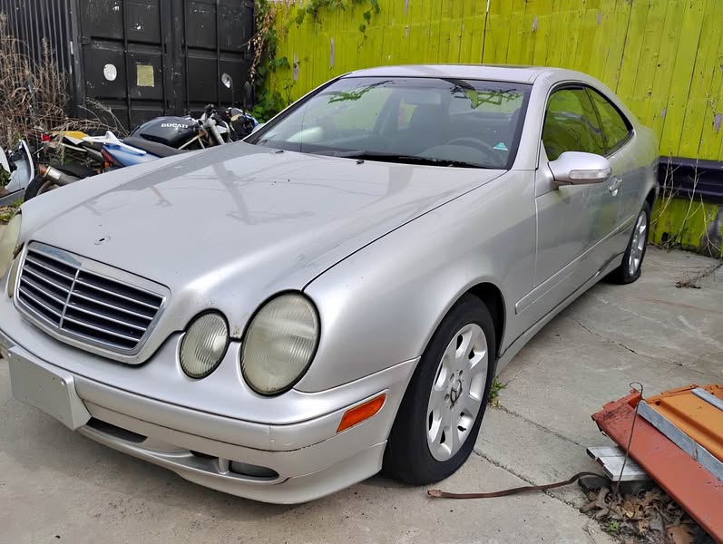 2001 Mercedes-Benz CLK-Class