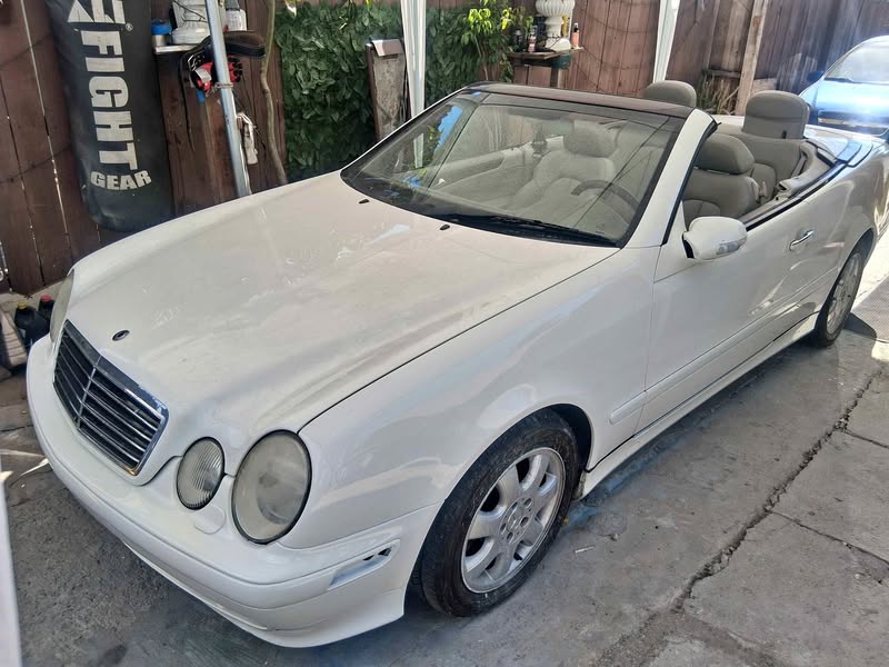 2002 Mercedes-Benz CLK-Class - CLK 320 Coupe 2D