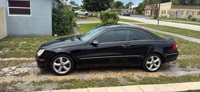 2005 Mercedes-Benz CLK-Class - CLK 320 Coupe 2D