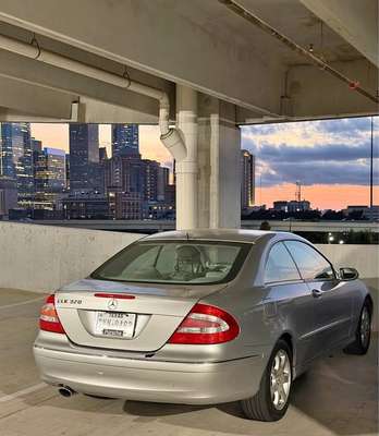 2004 Mercedes-Benz CLK-Class - CLK 320 Coupe 2D