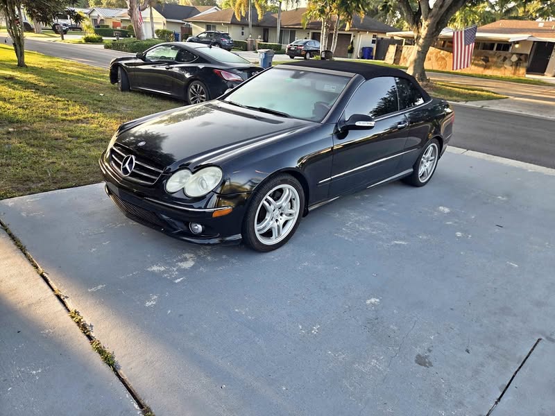 2009 Mercedes-Benz CLK-Class - CLK 550 Cabriolet 2D