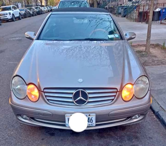 2004 Mercedes-Benz CLK-Class - CLK 320 Cabriolet 2D