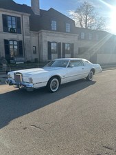 1975 Lincoln Continental white