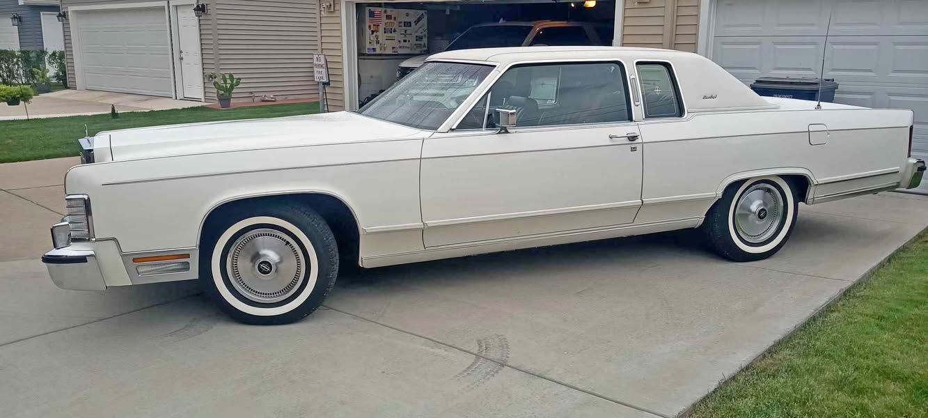 1979 Lincoln Continental 2dr Coupe