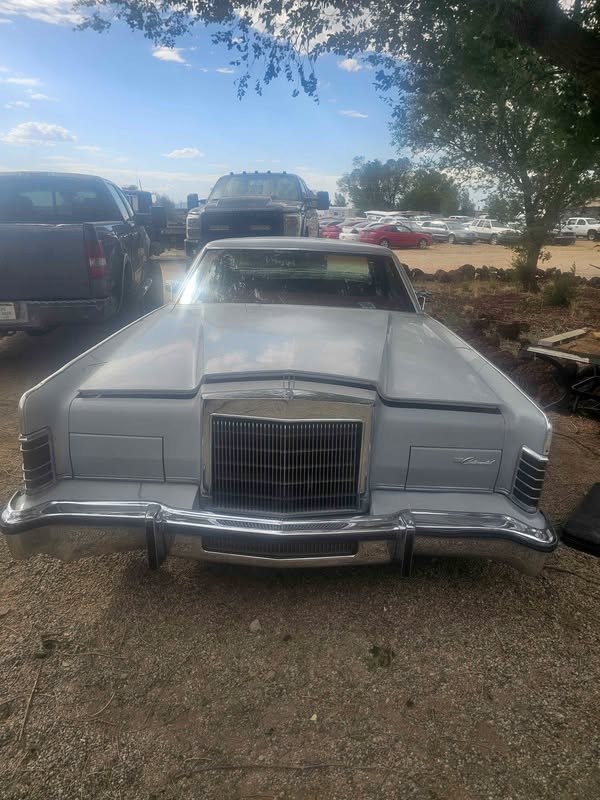1979 Lincoln Continental - 2 door