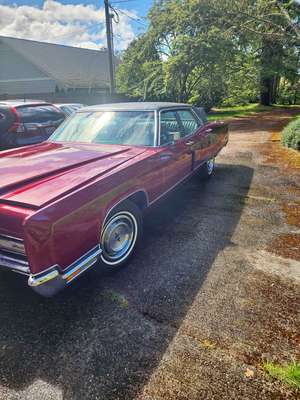 1971 Lincoln Continental - Executive Sedan 4D