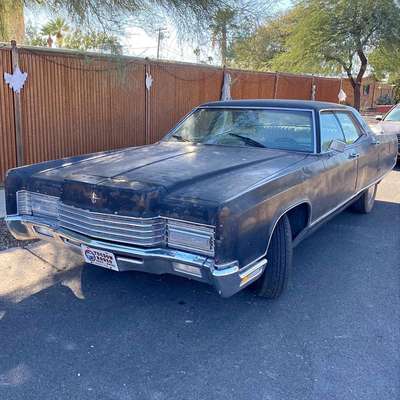 1970 Lincoln Continental - Sedan 4D