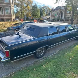 1979 Lincoln continental limousine collectors edition