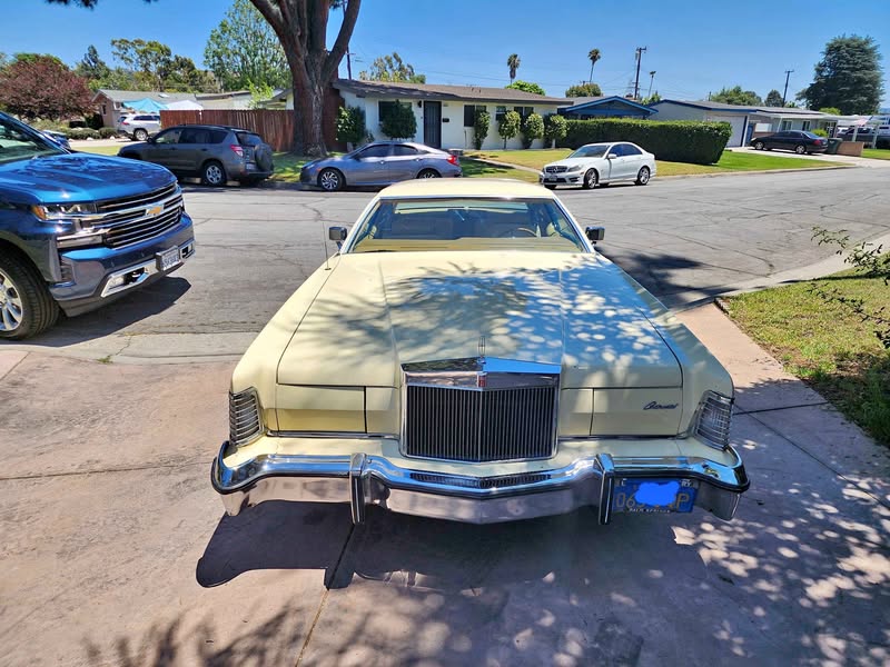 1976 Lincoln Continental