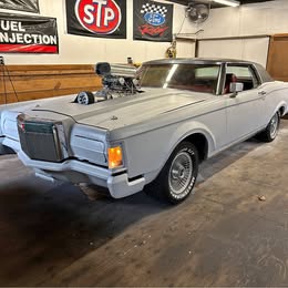 1971 Lincoln Continental - Reserve Sedan 4D