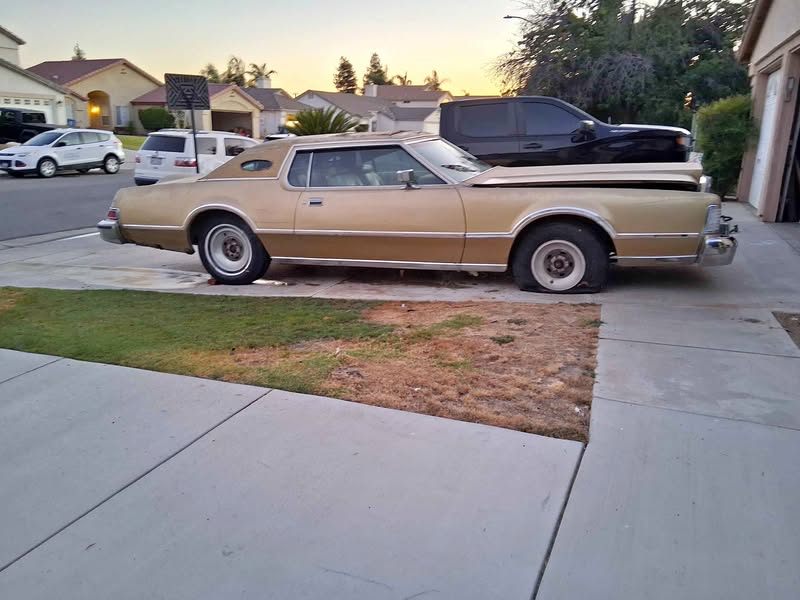 1976 Lincoln Continental