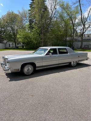 1977 Lincoln Continental Sedan 4D