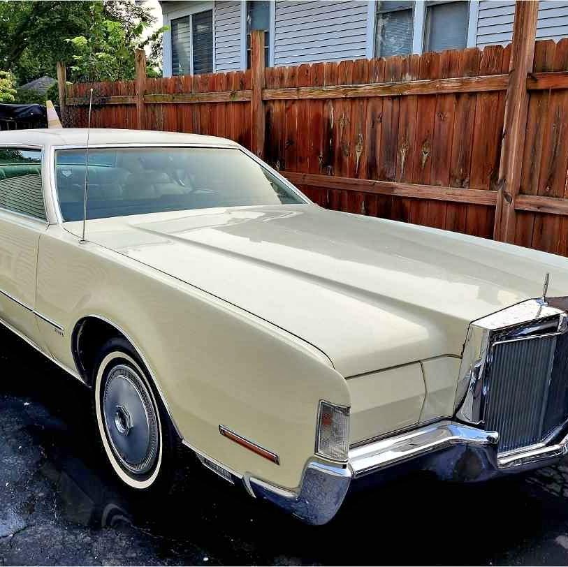 1972 Lincoln Continental