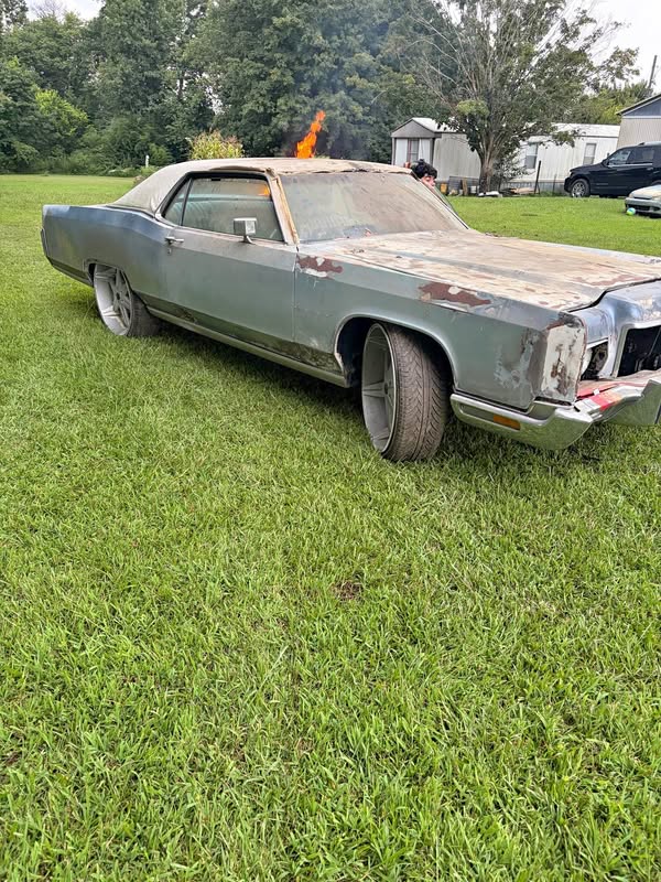 1972 Lincoln Continental