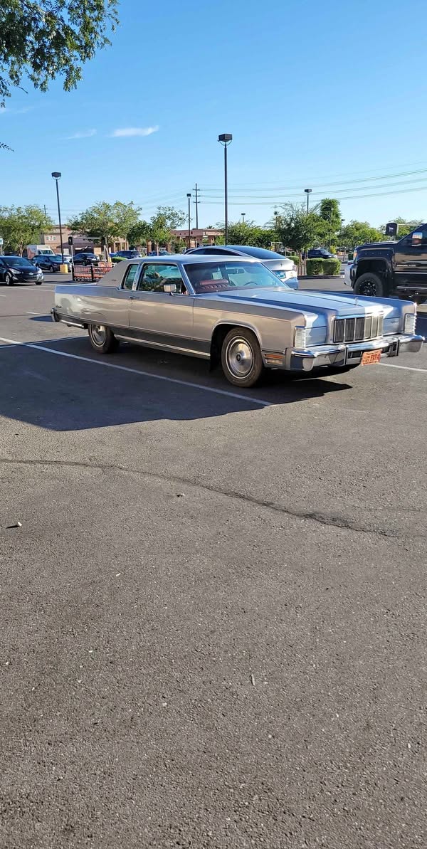 1975 Lincoln Continental