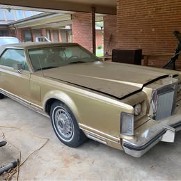 1973 Lincoln Continental - Sedan 4D