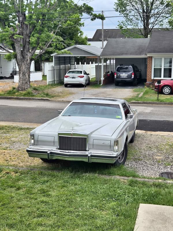 1977 Lincoln Continental - Mark V Cartier