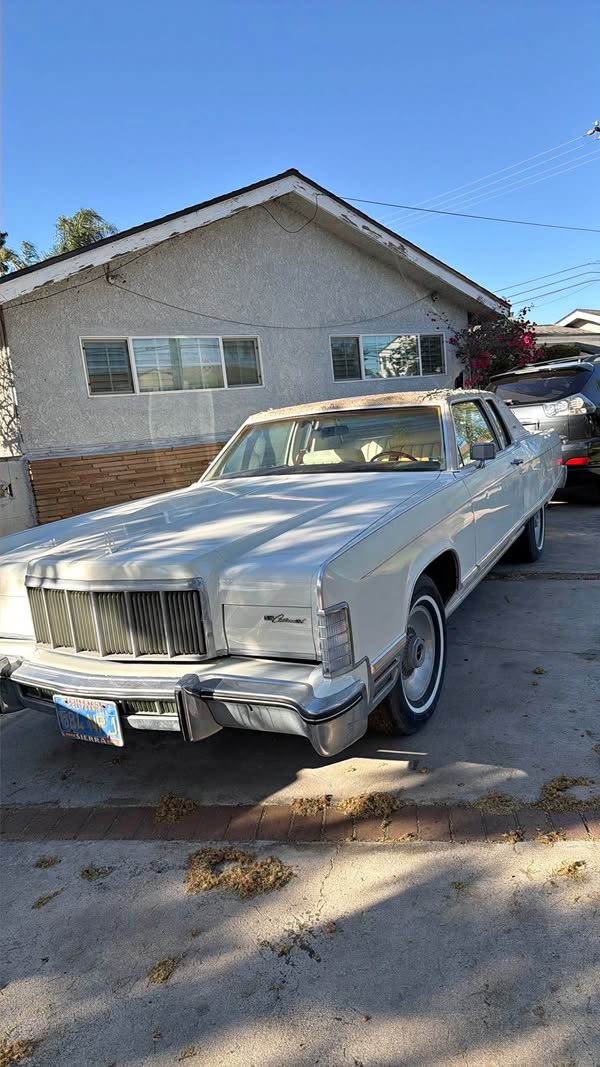 1976 Lincoln Continental