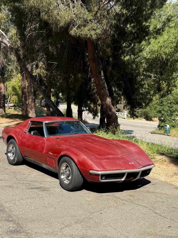 1969 Chevrolet Corvette - Coupe 2D