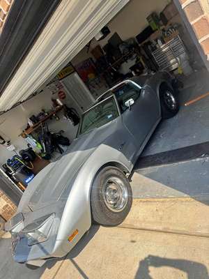 1975 Chevrolet Corvette - Stingray Coupe 2D