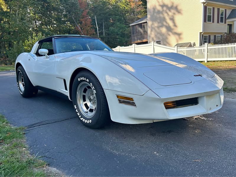 1981 Chevrolet Corvette - Coupe 2D
