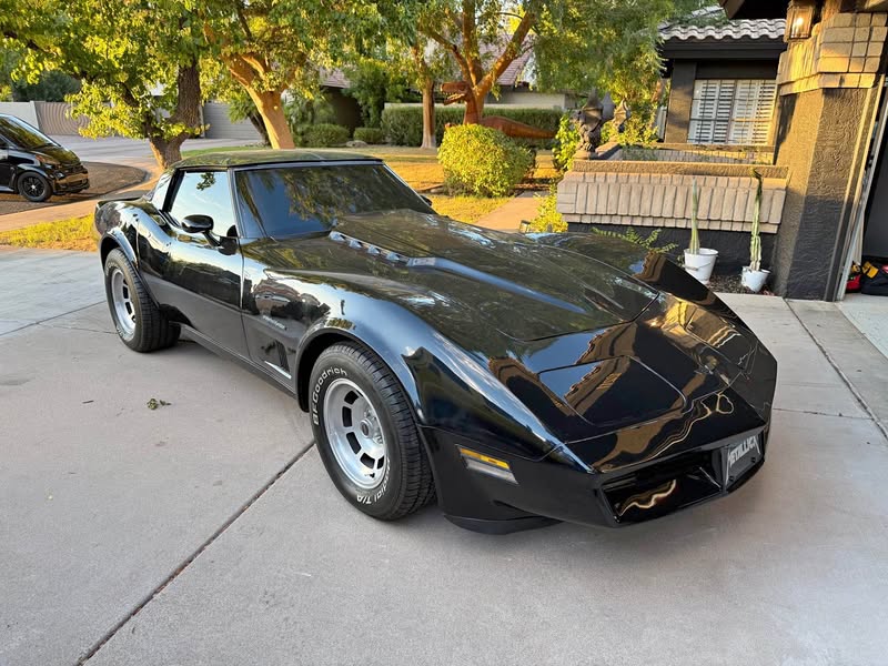 1982 Chevrolet Corvette - Coupe 2D
