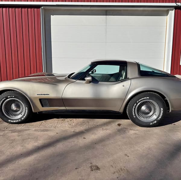 1982 Chevrolet Corvette - Championship Special Edition Convertible 2D
