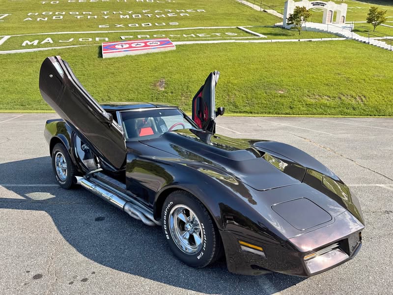1981 Chevrolet Corvette - Coupe 2D