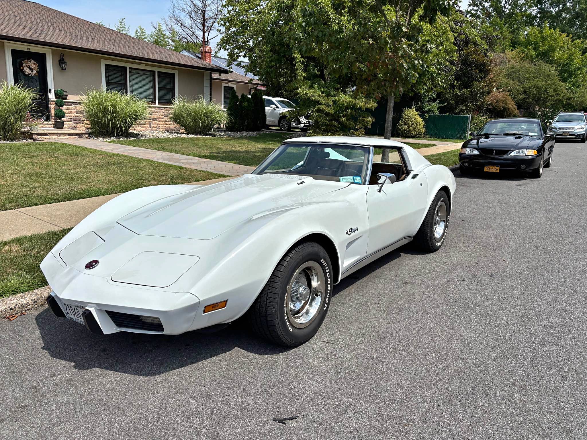 1975 Chevrolet Corvette - Stingray Coupe 2D