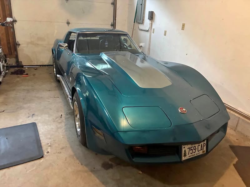 1977 Chevrolet Corvette - Coupe 2D