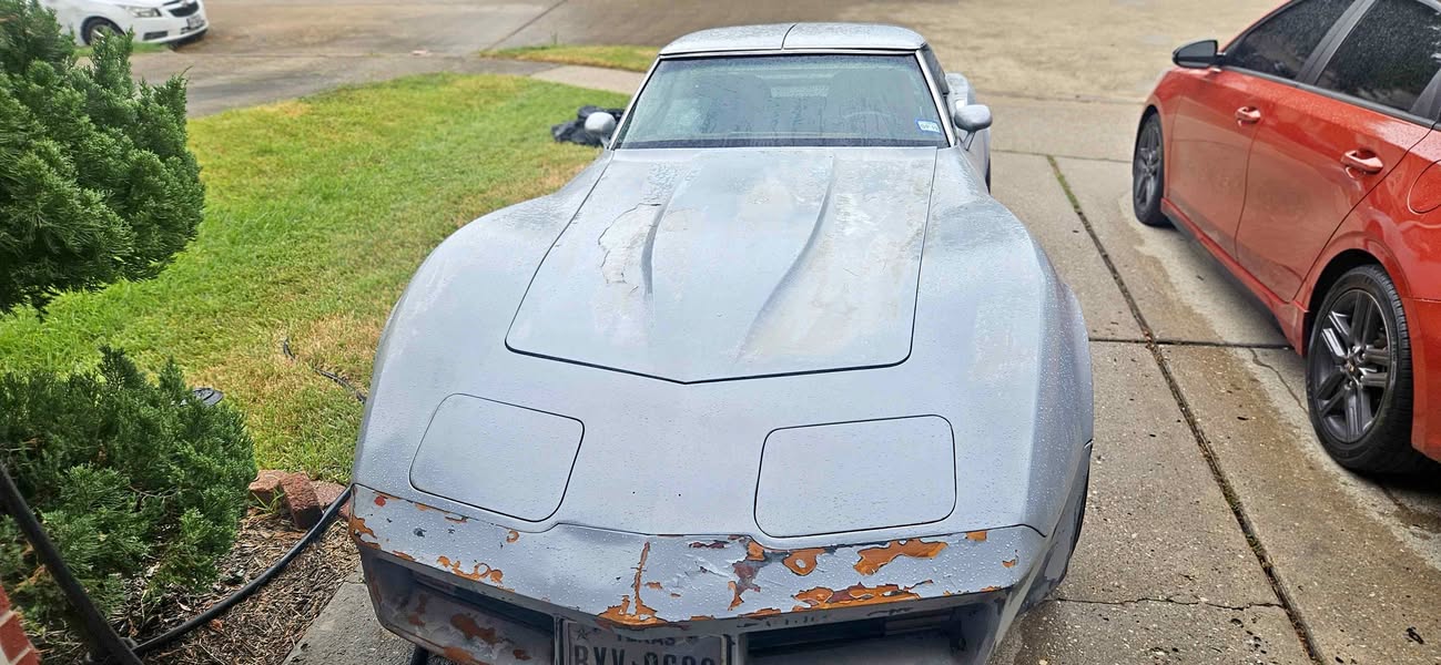 1982 Chevrolet Corvette - Coupe 2D