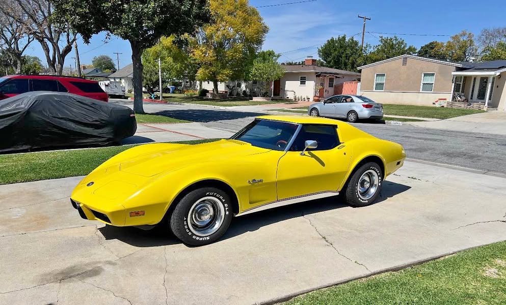 1975 Chevrolet Corvette - Stingray Coupe 2D