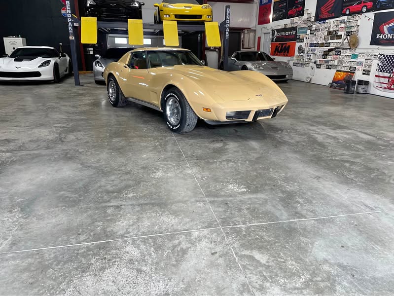 1977 Chevrolet Corvette - Coupe 2D