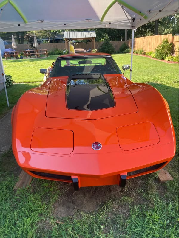 1976 Chevrolet Corvette - Stingray Coupe 2D
