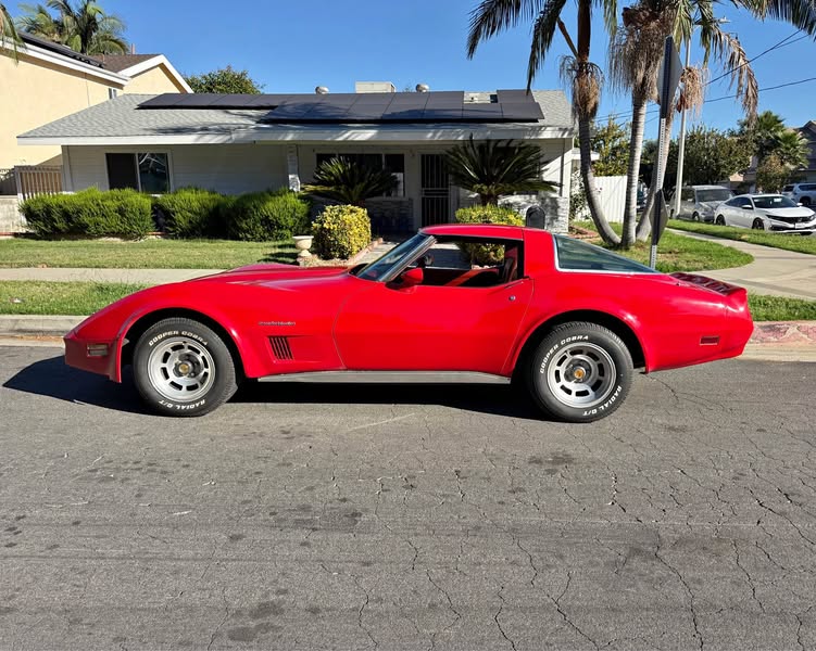 1982 Chevrolet Corvette - Coupe 2D