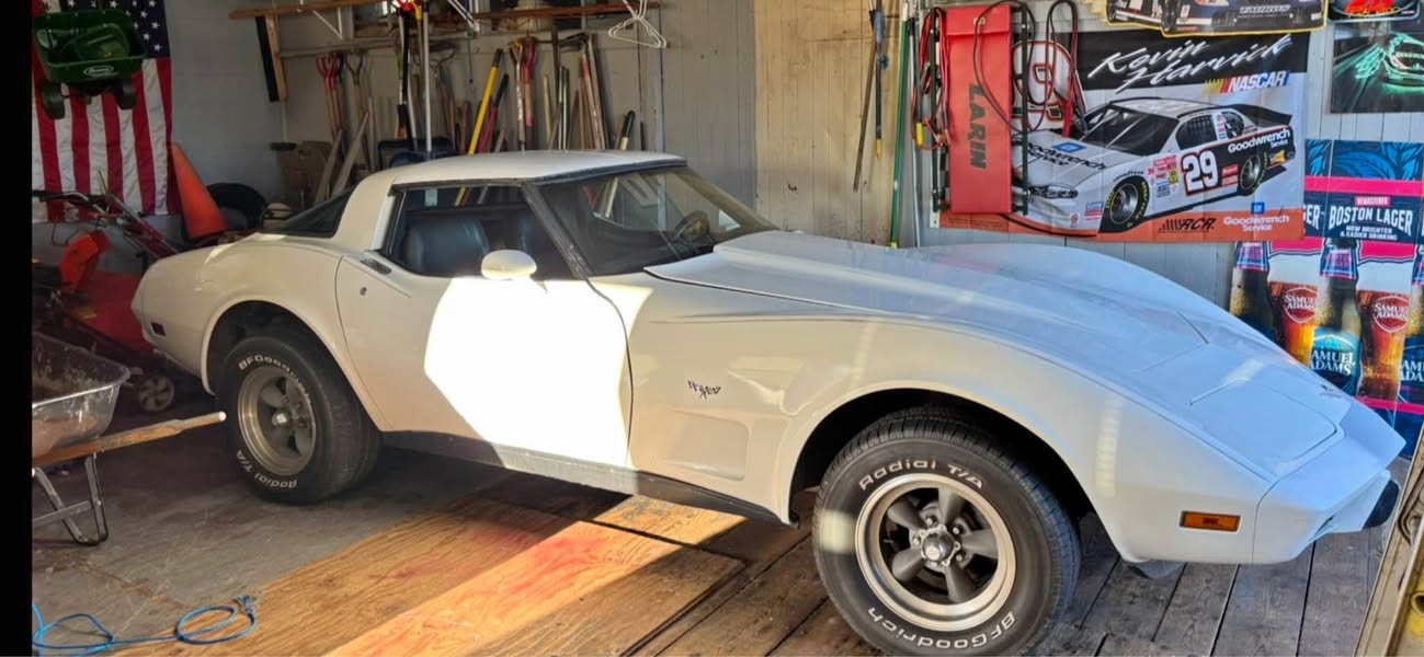 1979 Chevrolet Corvette - Coupe 2D