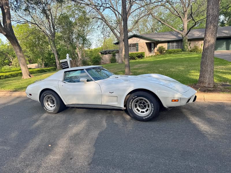 1977 Chevrolet Corvette - Hard Top 2D