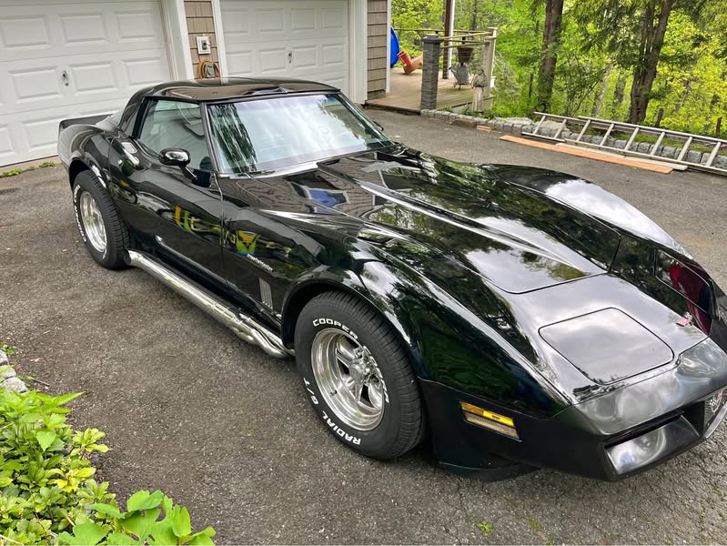 1982 Chevrolet Corvette - Coupe 2D