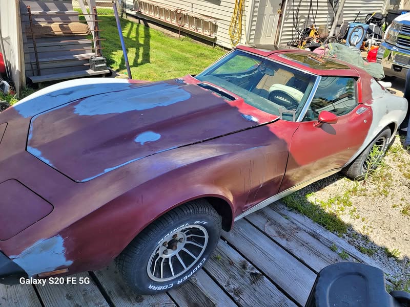 1975 Chevrolet Corvette - Stingray Coupe 2D