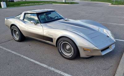 1982 Chevrolet Corvette - Hard Top 2D
