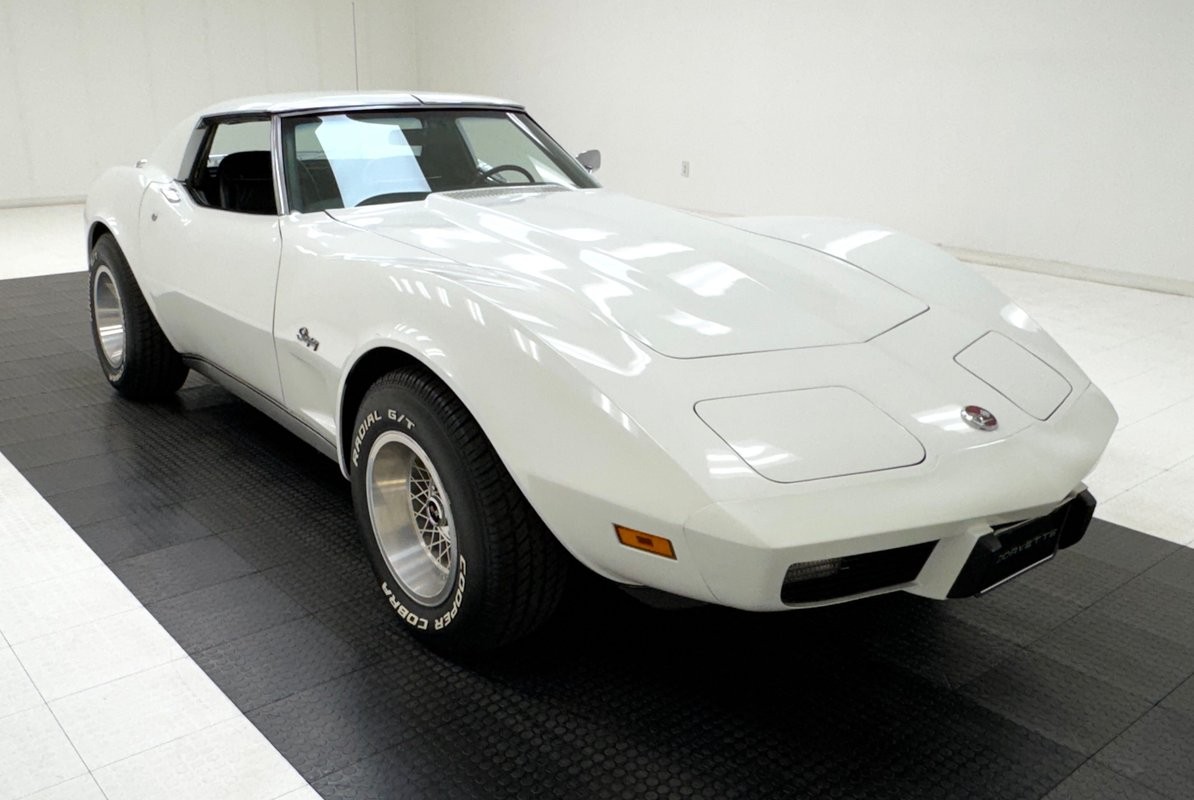 1975 Chevrolet Corvette Coupe