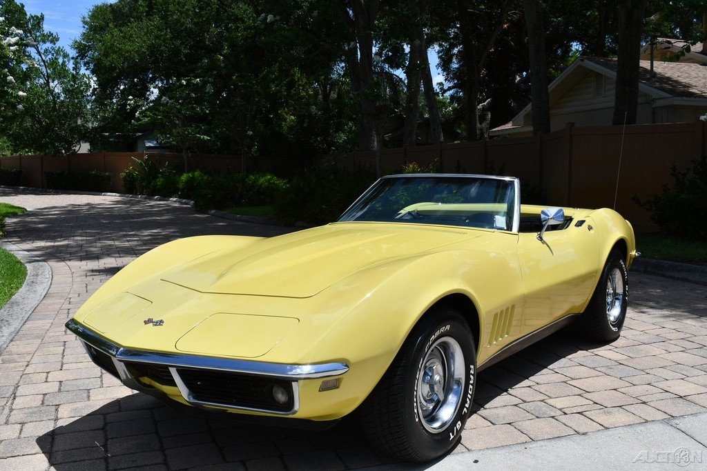 1968 Chevrolet Corvette Great Classic vett Dual chrome...