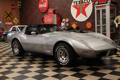 1979 Chevrolet Corvette Coupe Silver With Red Interior