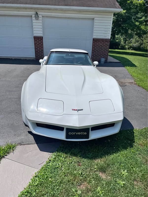 1980 Chevrolet Corvette - Stingray Coupe 2D