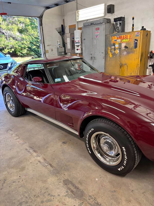 1977 Chevrolet Corvette - Hard Top 2D