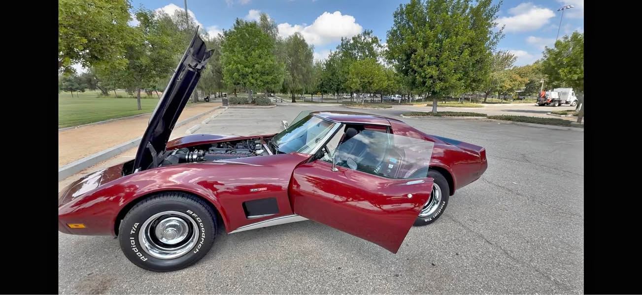 1974 Chevrolet Corvette - Stingray Coupe 2D