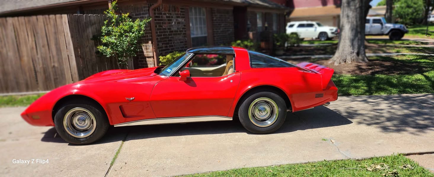 1979 Chevrolet Corvette Stingray Convertible 2D