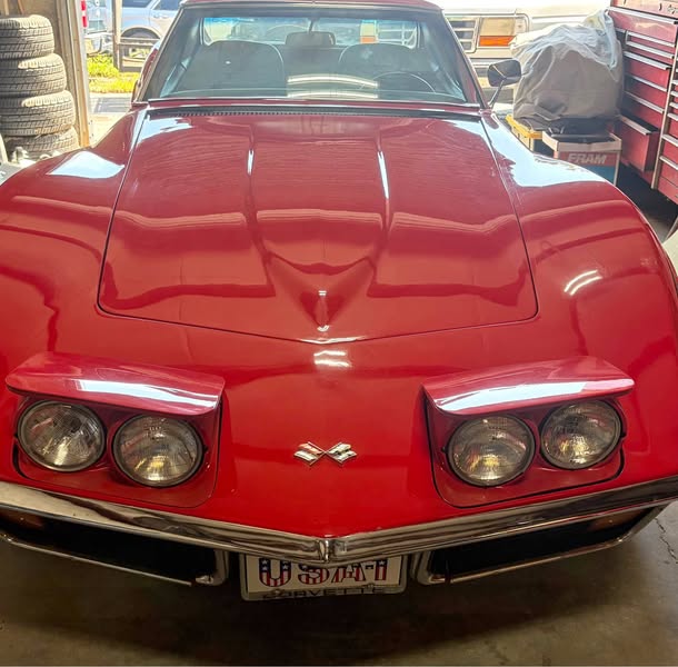 1972 Chevrolet Corvette - Stingray Coupe 2D