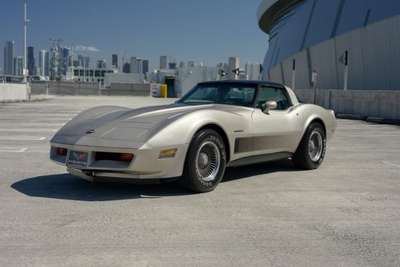 1982 Chevrolet Corvette - Collectors Edition - 25k Original...